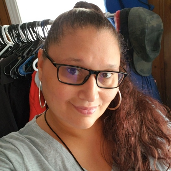 Meet your Posher, Aurorita - Picture 1 of 2